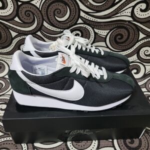 Nike LD-1000 Running Shoes
